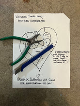 Load image into Gallery viewer, Victorian Swirl Heart Stained Glass Pattern (pdf)